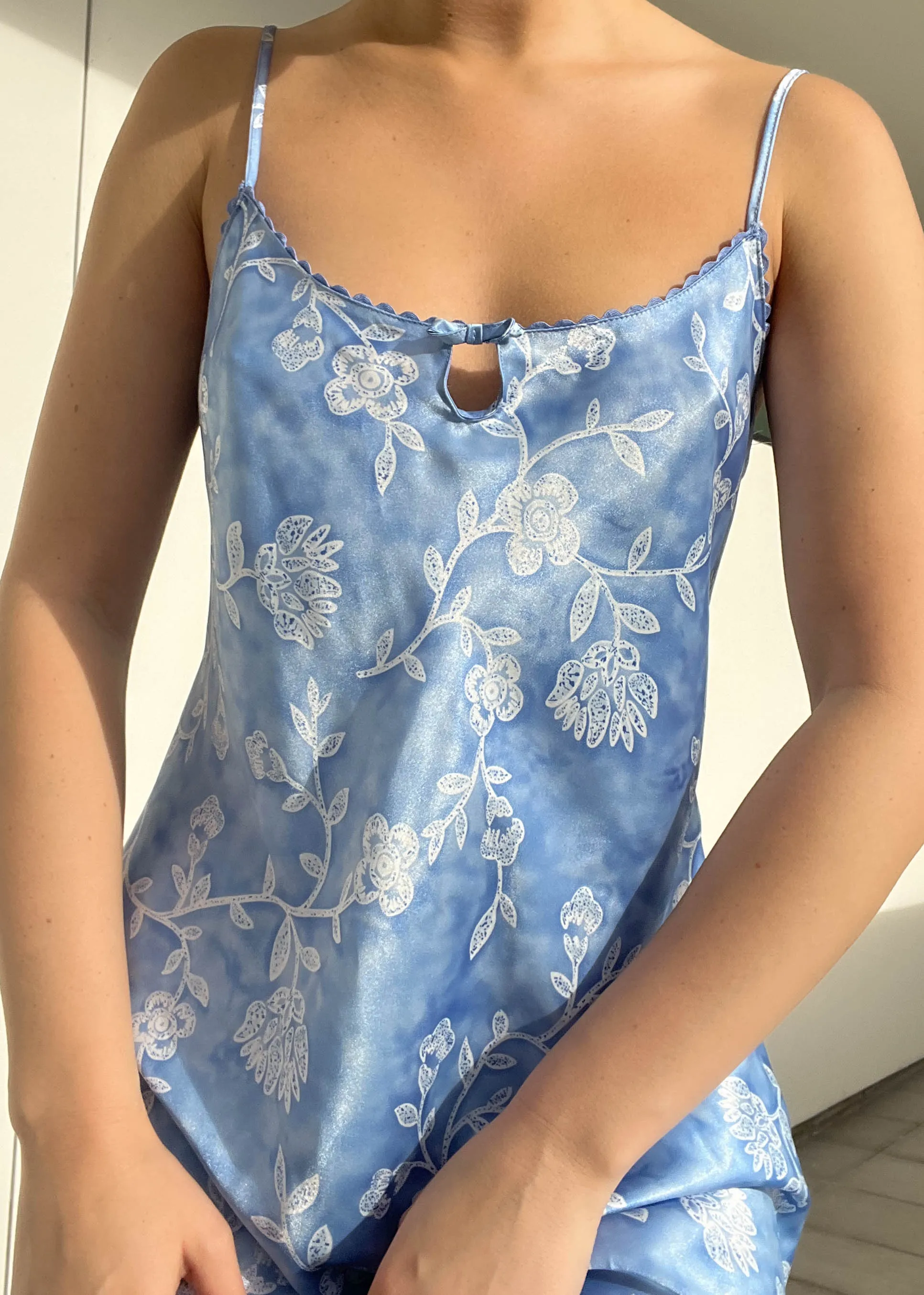 90's Blue Floral Silky Slip Dress (M)