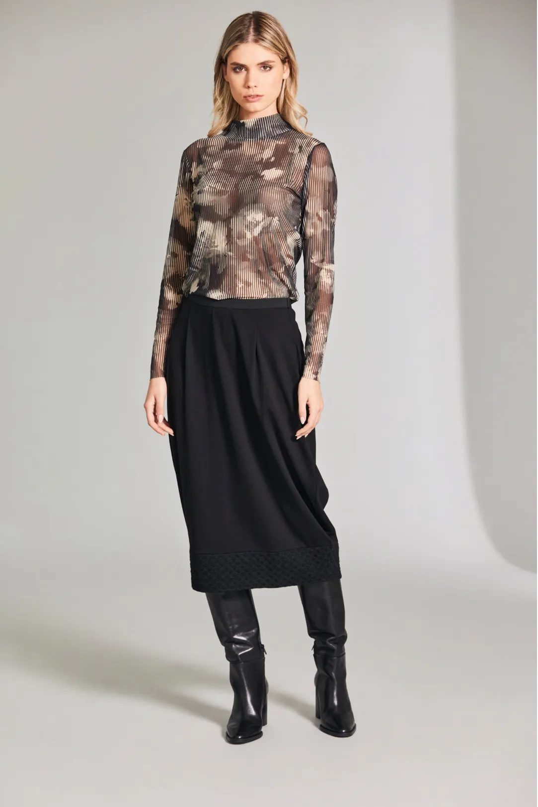 AW24 Jacquard Trim Skirt