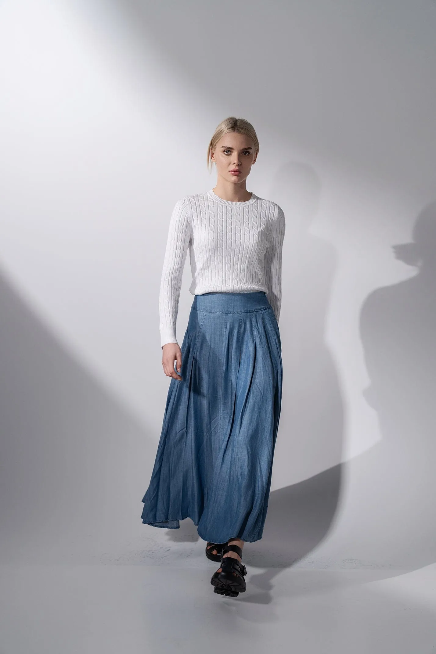 CHAMBRAY DENIM PLEATED SKIRT-BLUE