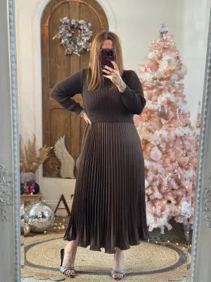 Chocolate Sylvie Pleated Jumper Style Maxi Dress