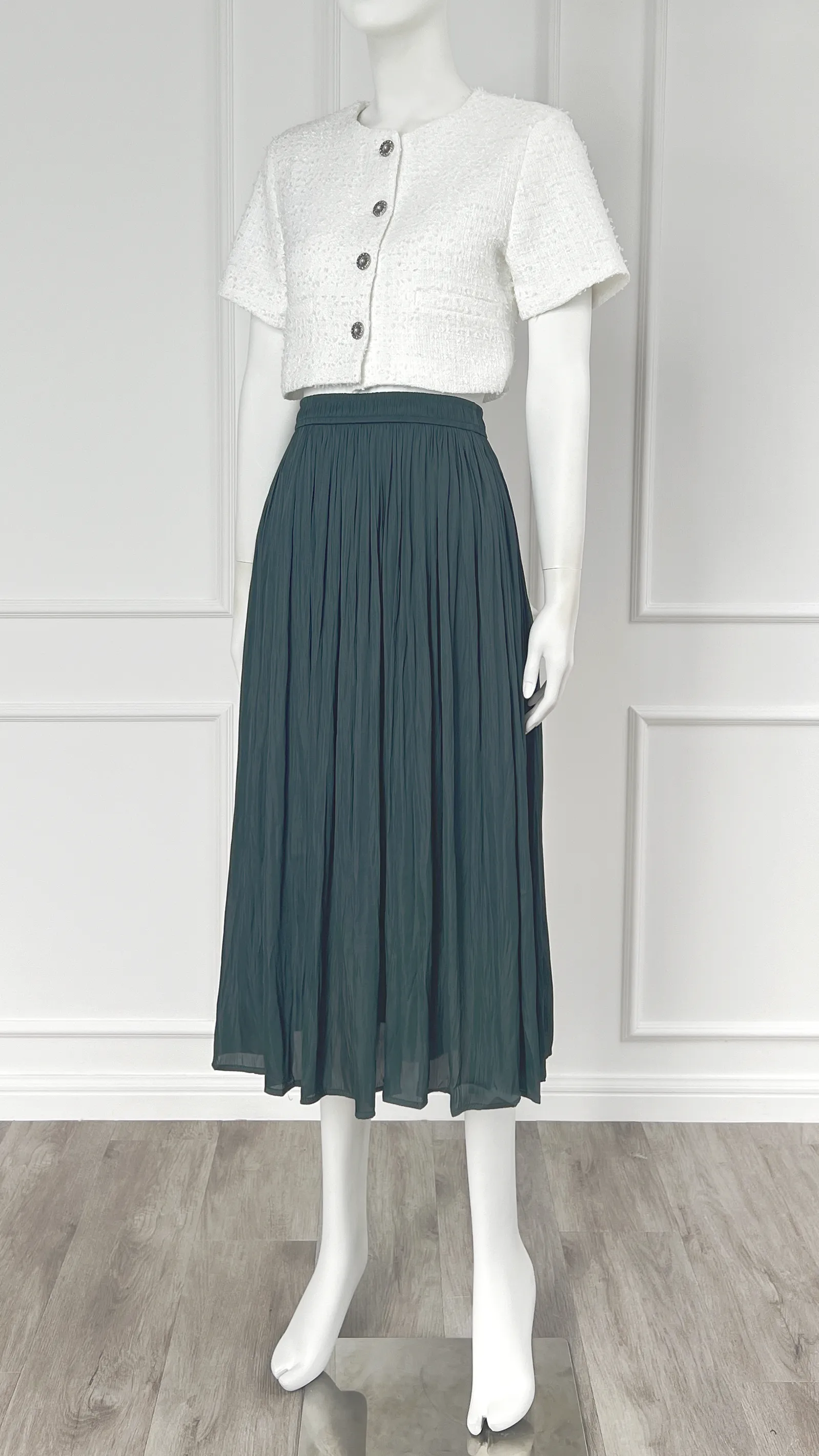 Delphia Silky Shine Long Flare Skirt