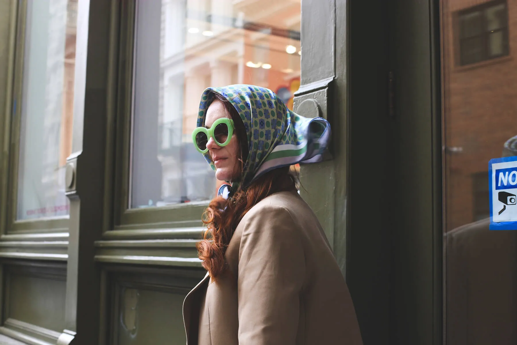 Double Sided Silk Scarf Of Polka Dot Bloom - Green