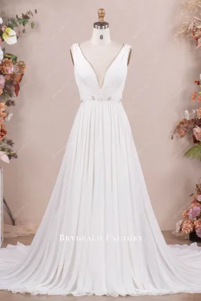 Elegant Sleeveless Chiffon A-line Boho Bridal Gown