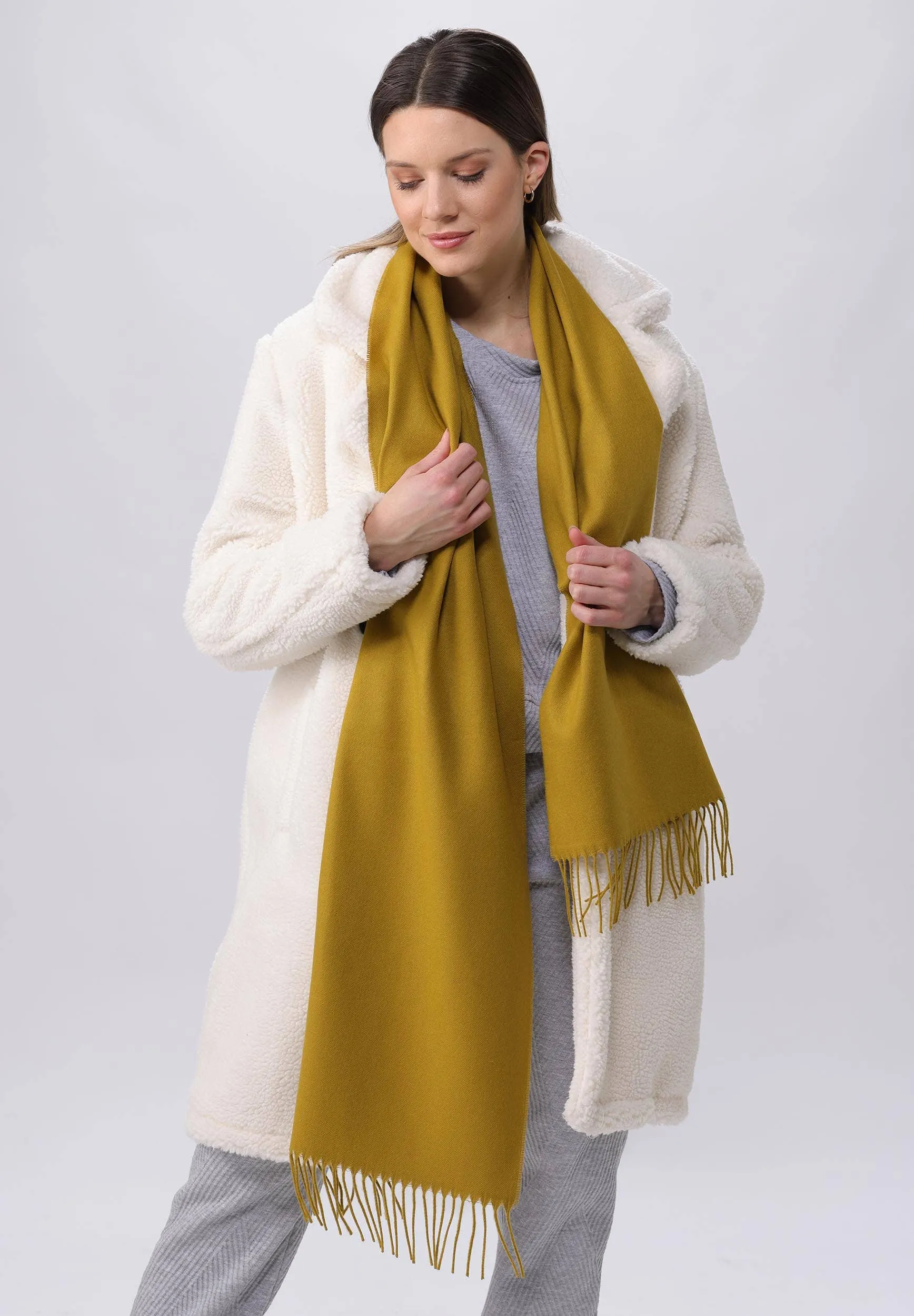 Essential Solid Cashmink® Scarf