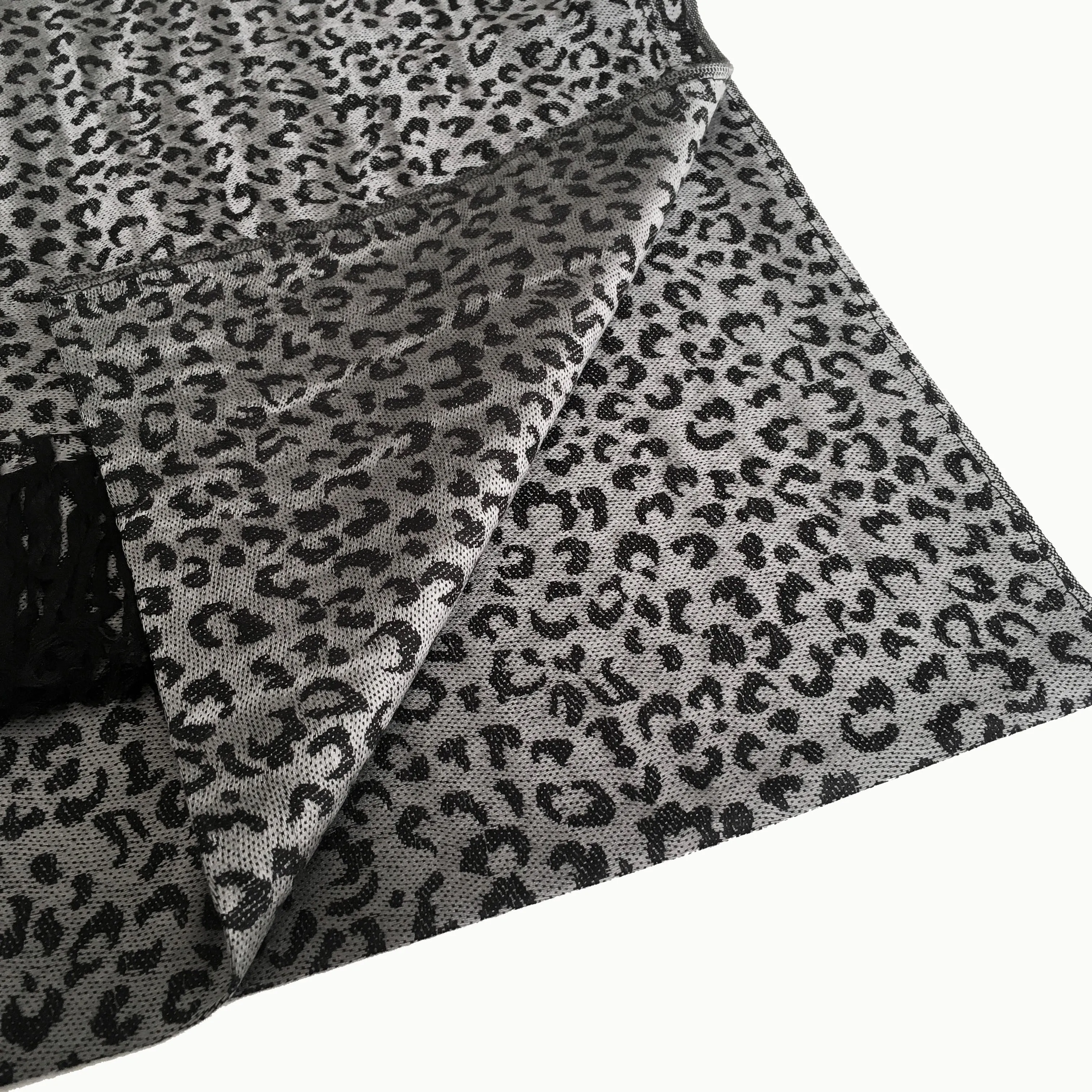 GREY SMALL LEOPARD PRINT REVERSIBLE PASHMINA SHAWL SCARF