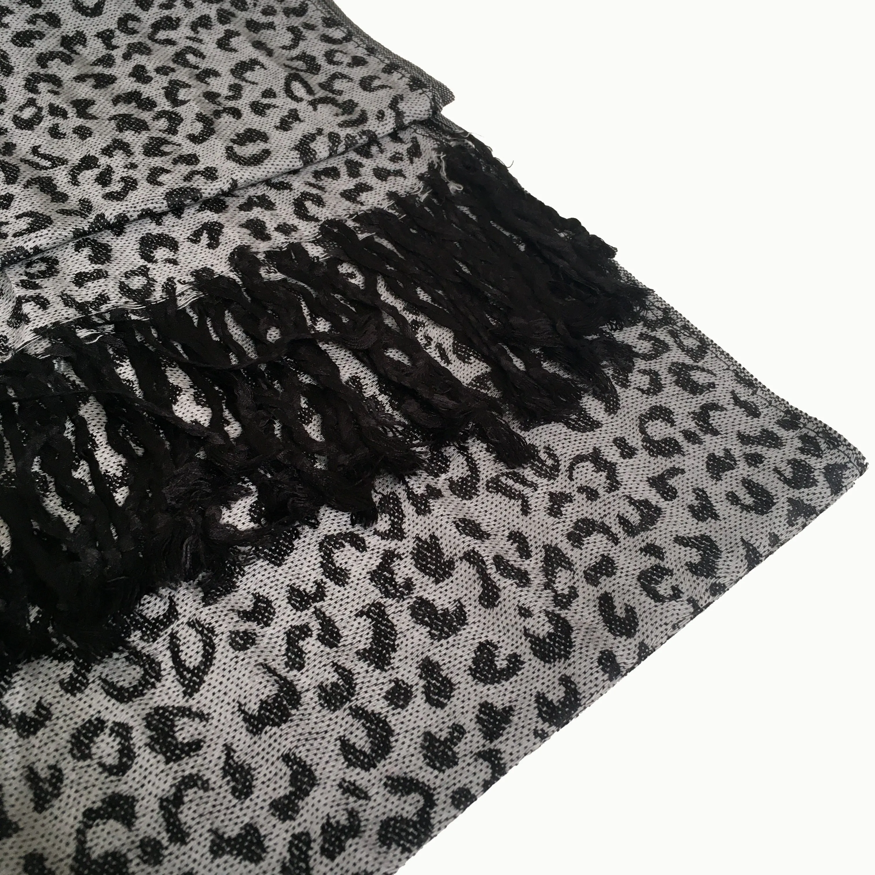 GREY SMALL LEOPARD PRINT REVERSIBLE PASHMINA SHAWL SCARF