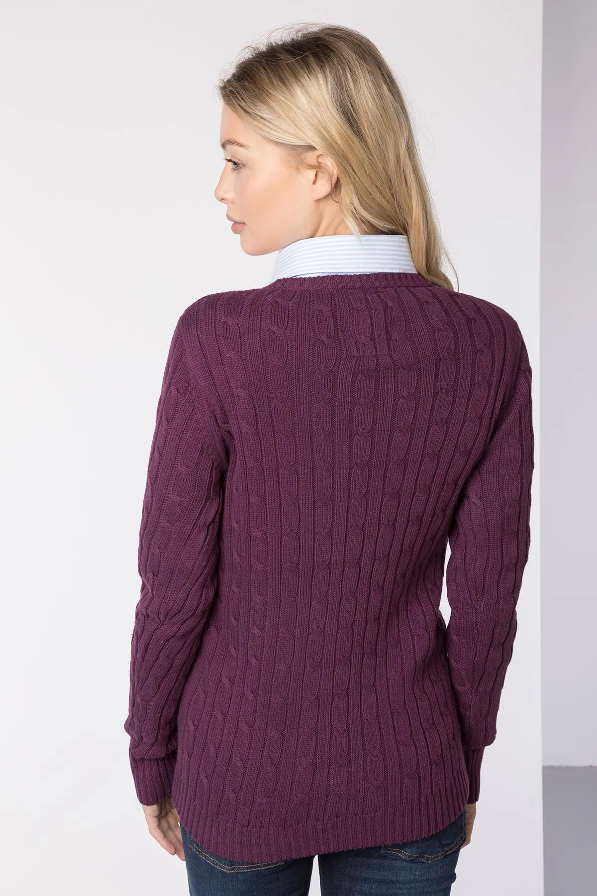 Ladies Crew Neck Cable Knit Jumper