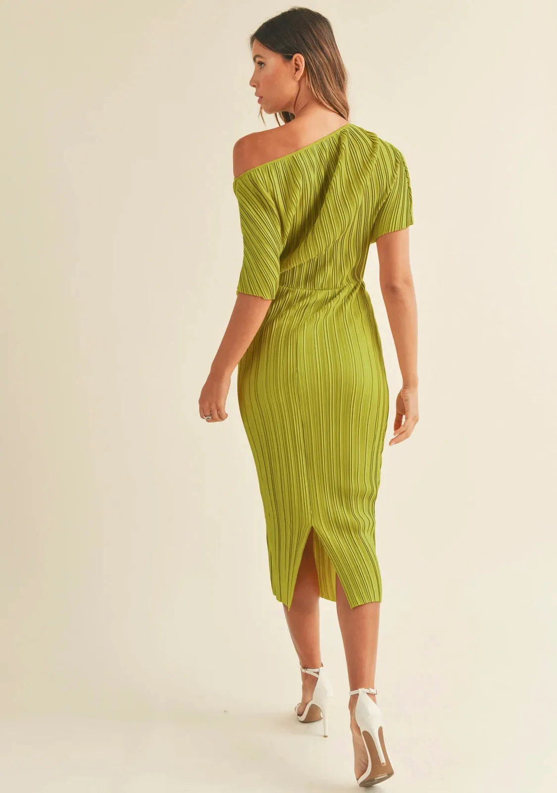 One Off Shoulder Pleated Side Ruched Midi Dress