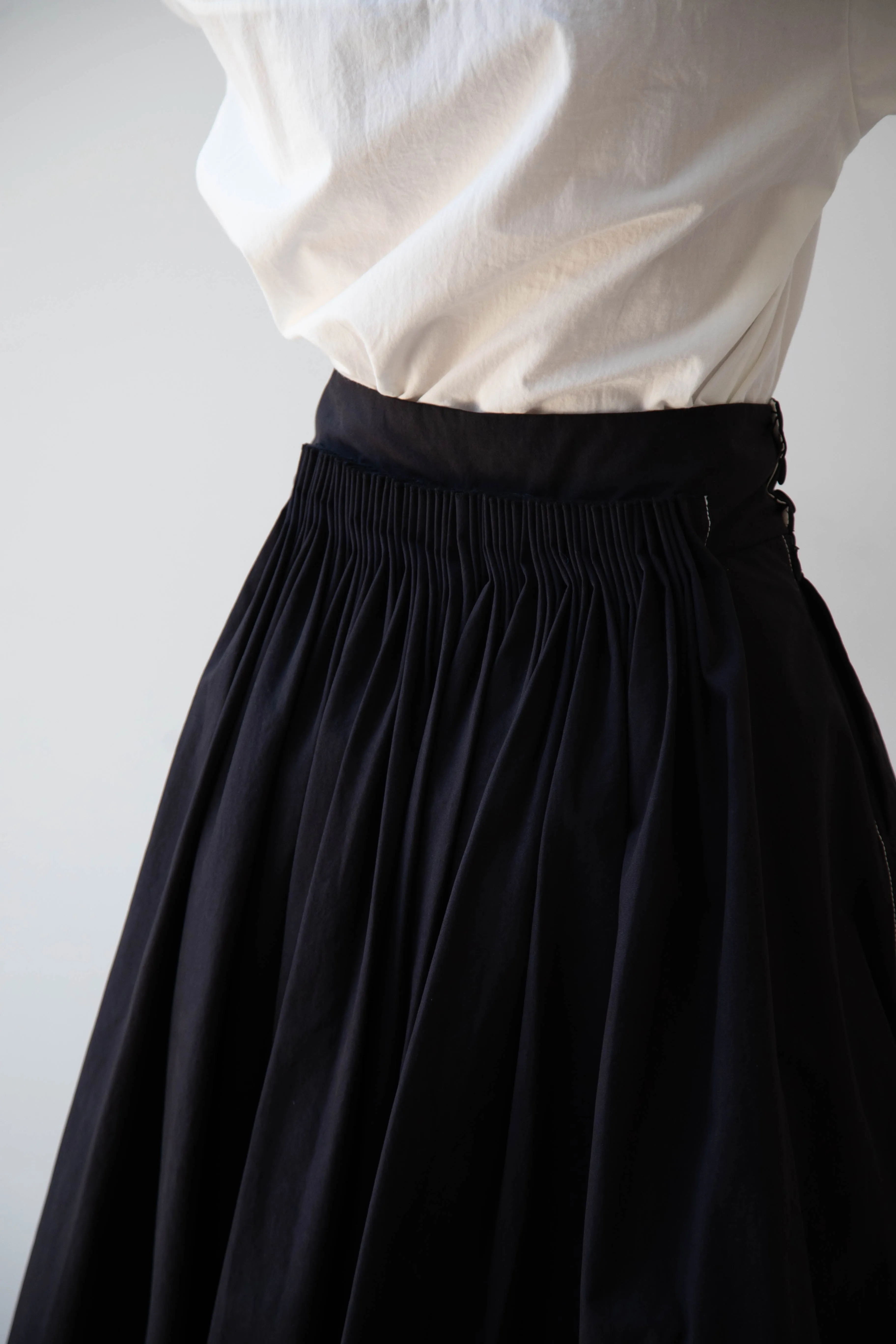 Renli Su | Pintuck Skirt in Black