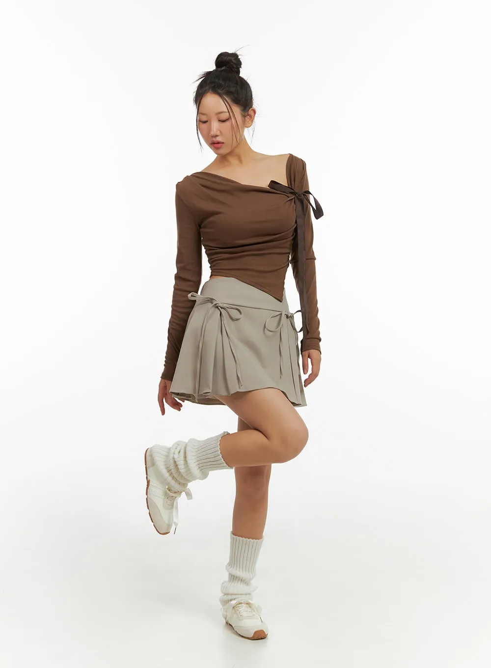 Ribbon Pleated Mini Skirt IS402